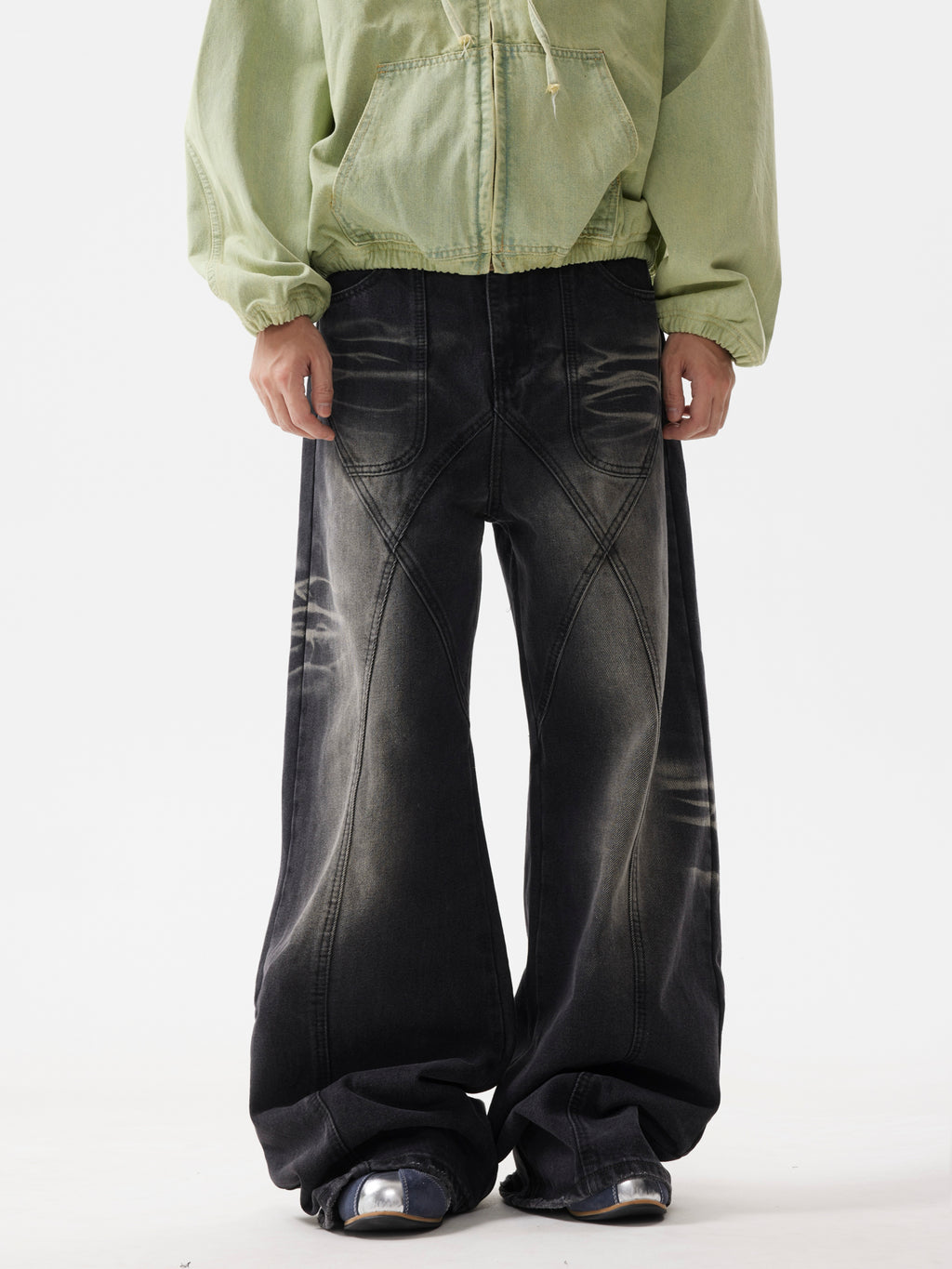 BTSG Vintage Wash Distressed Deconstructed Ripple Jeans