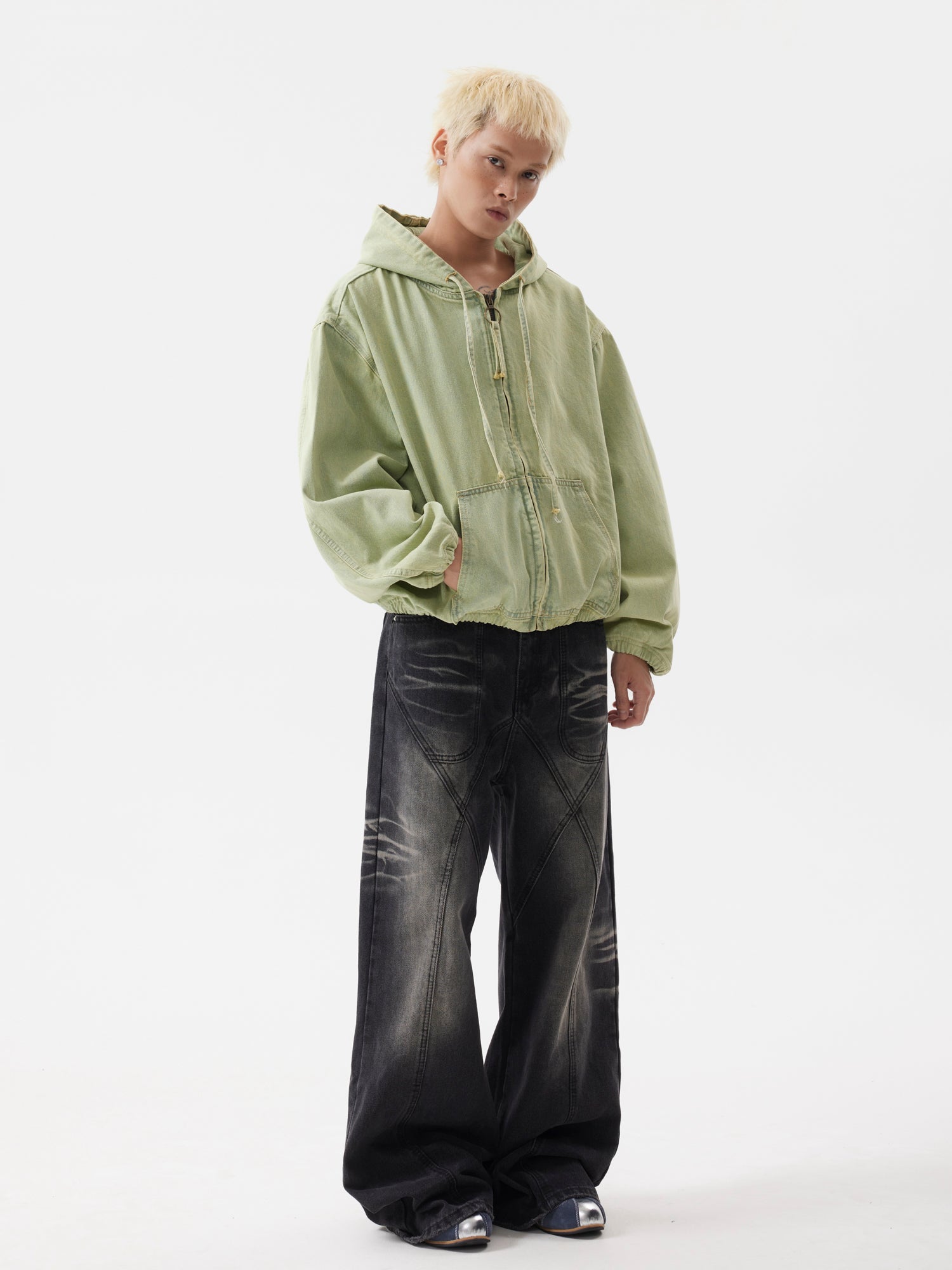 BTSG Vintage Wash Distressed Deconstructed Ripple Jeans