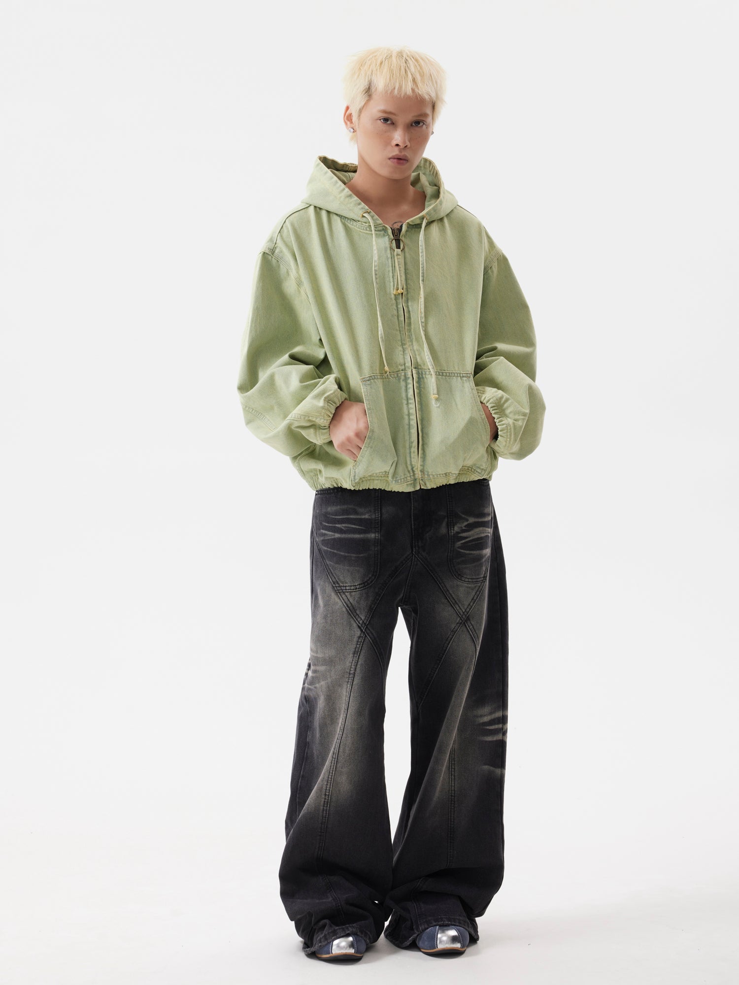 BTSG Vintage Wash Distressed Deconstructed Ripple Jeans