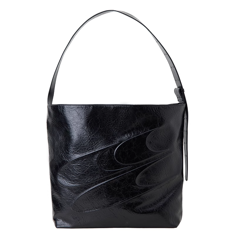 CryingCenter Black Oil Wax Large Capacity Crossbody Leather Bag