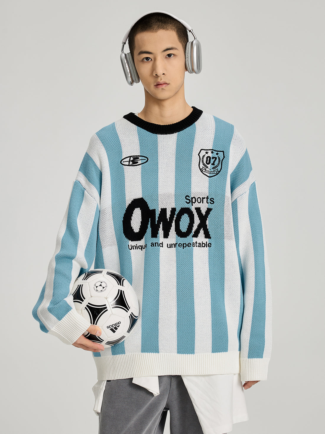 OWOX Soccer Contrast Slouchy Crewneck Sweater