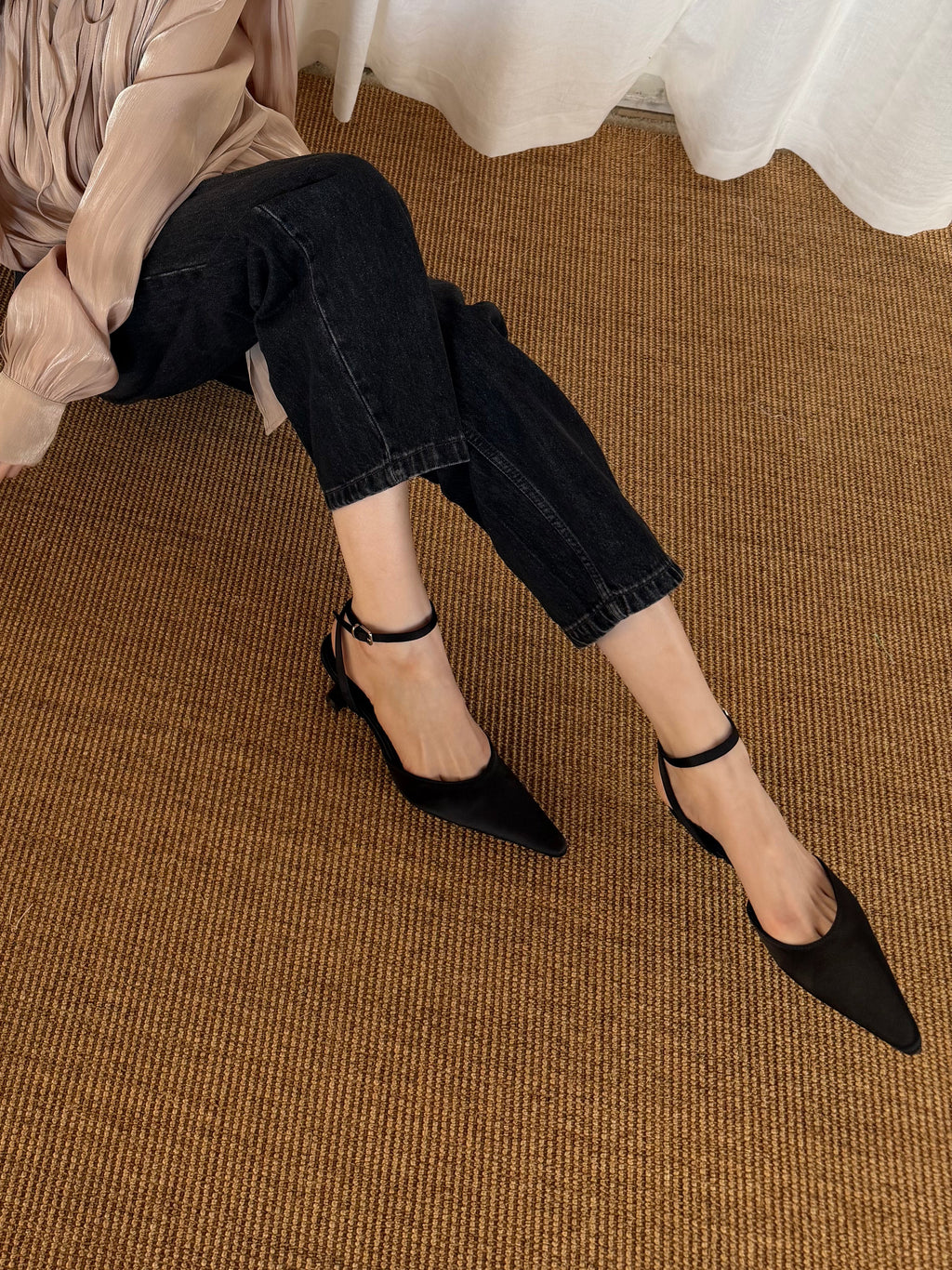La mode Satin Petal Heels