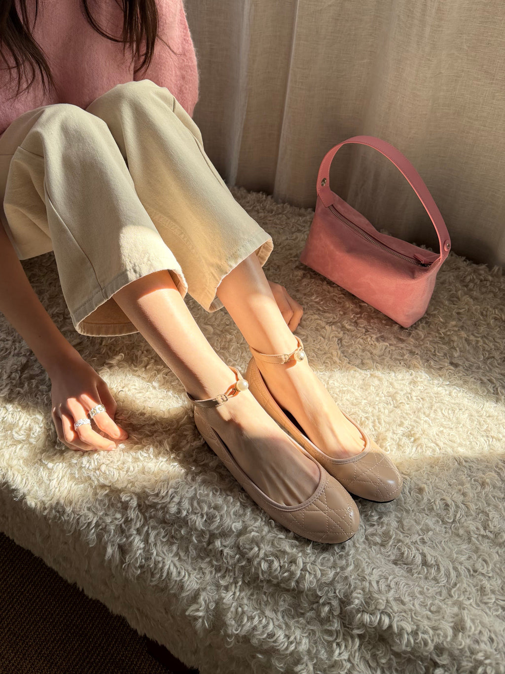 La mode Pearl Quilted Mary Janes