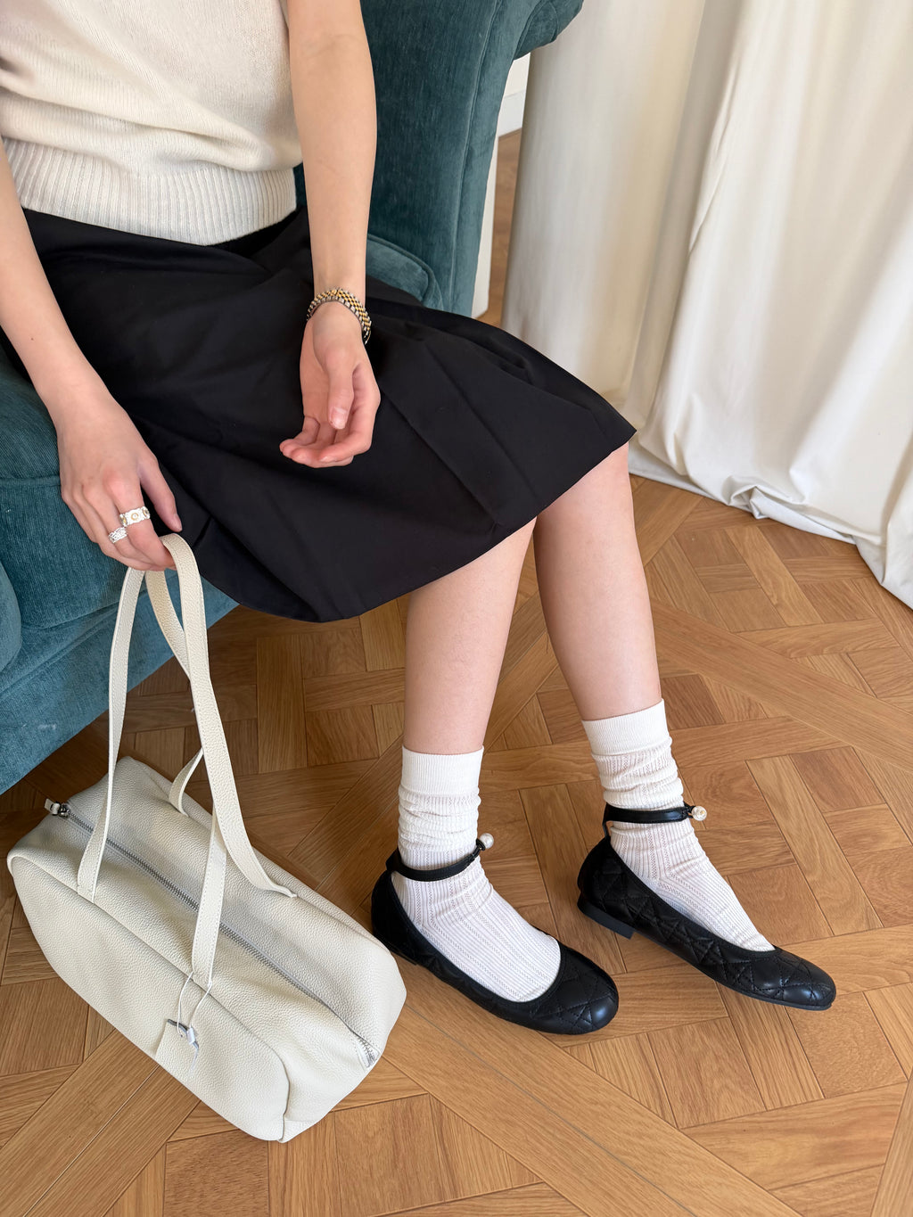 La mode Pearl Quilted Mary Janes