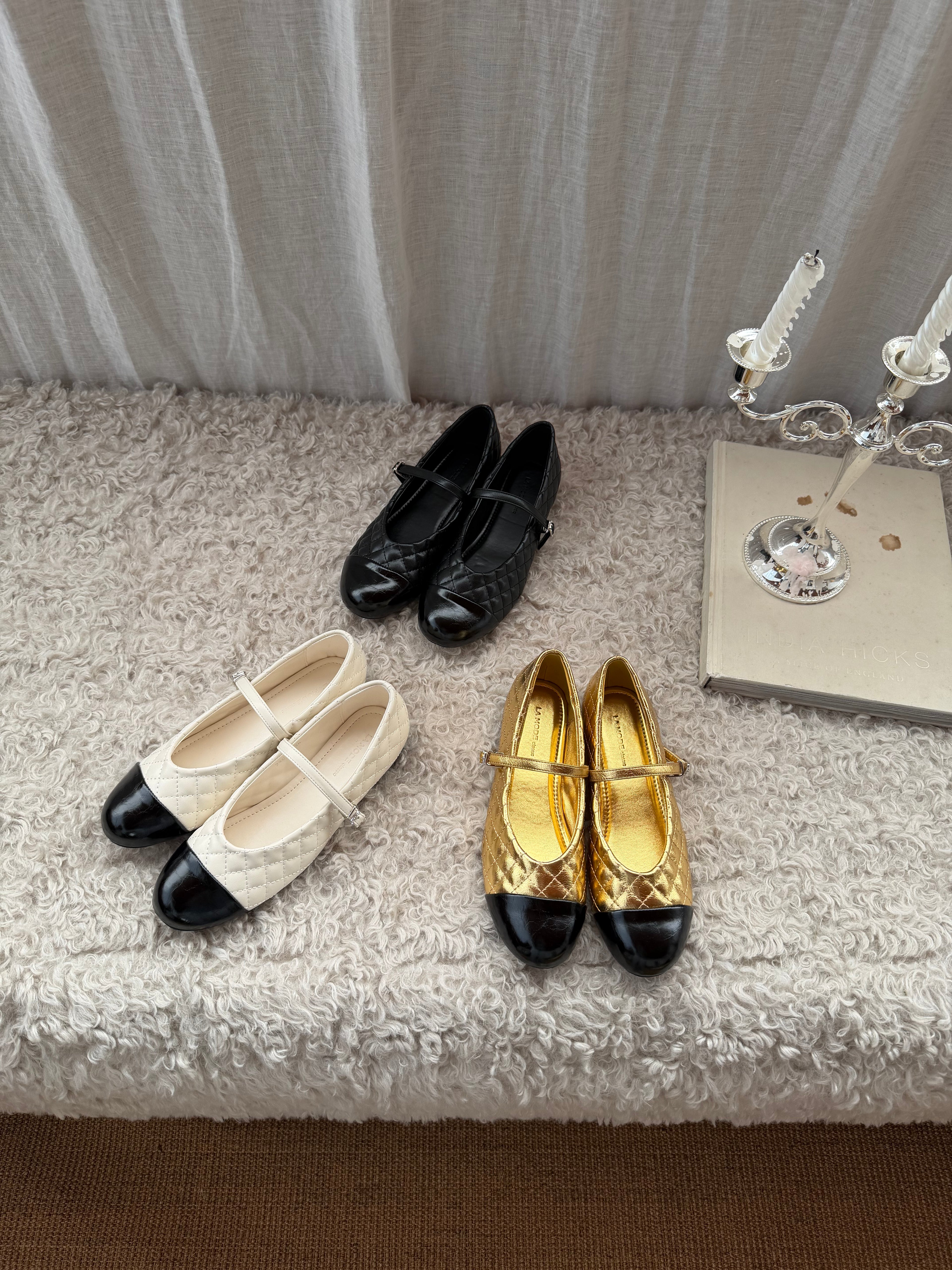 La mode French Quilted Mary Janes