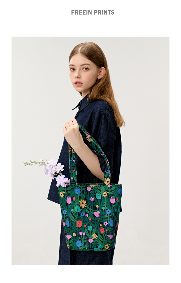 FREEIN Original Flower Print Shoulder Bag