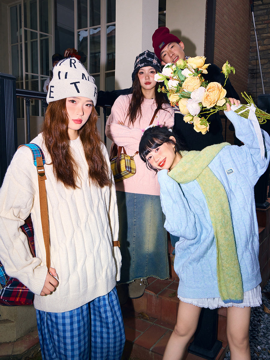 Lemanism Embroidered Knit Sweater