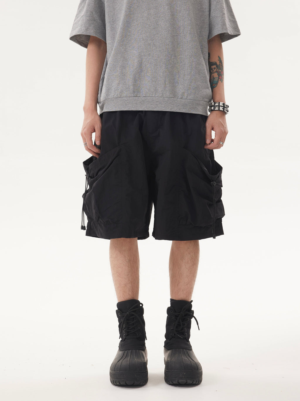 BTSG* Niche Waterproof Wrinkle Fabric Cropped Shorts