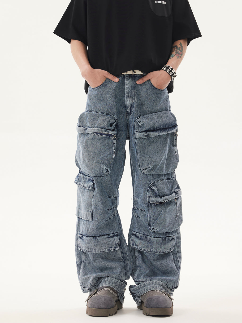 BTSG* Cargo Pants Washed Distressed Jeans