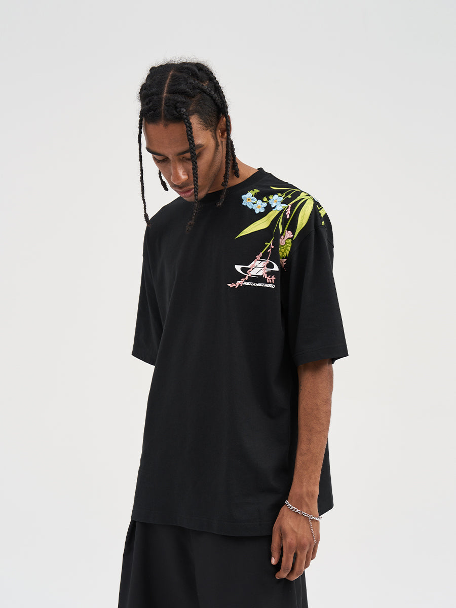 (Clearance) harshandcruel Floral Embroidery Tee