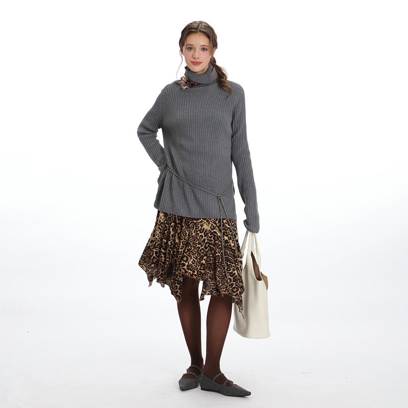 Nariele Slit Hem Turtle Neck Sweet Knit Slim Fit Classic Sweater