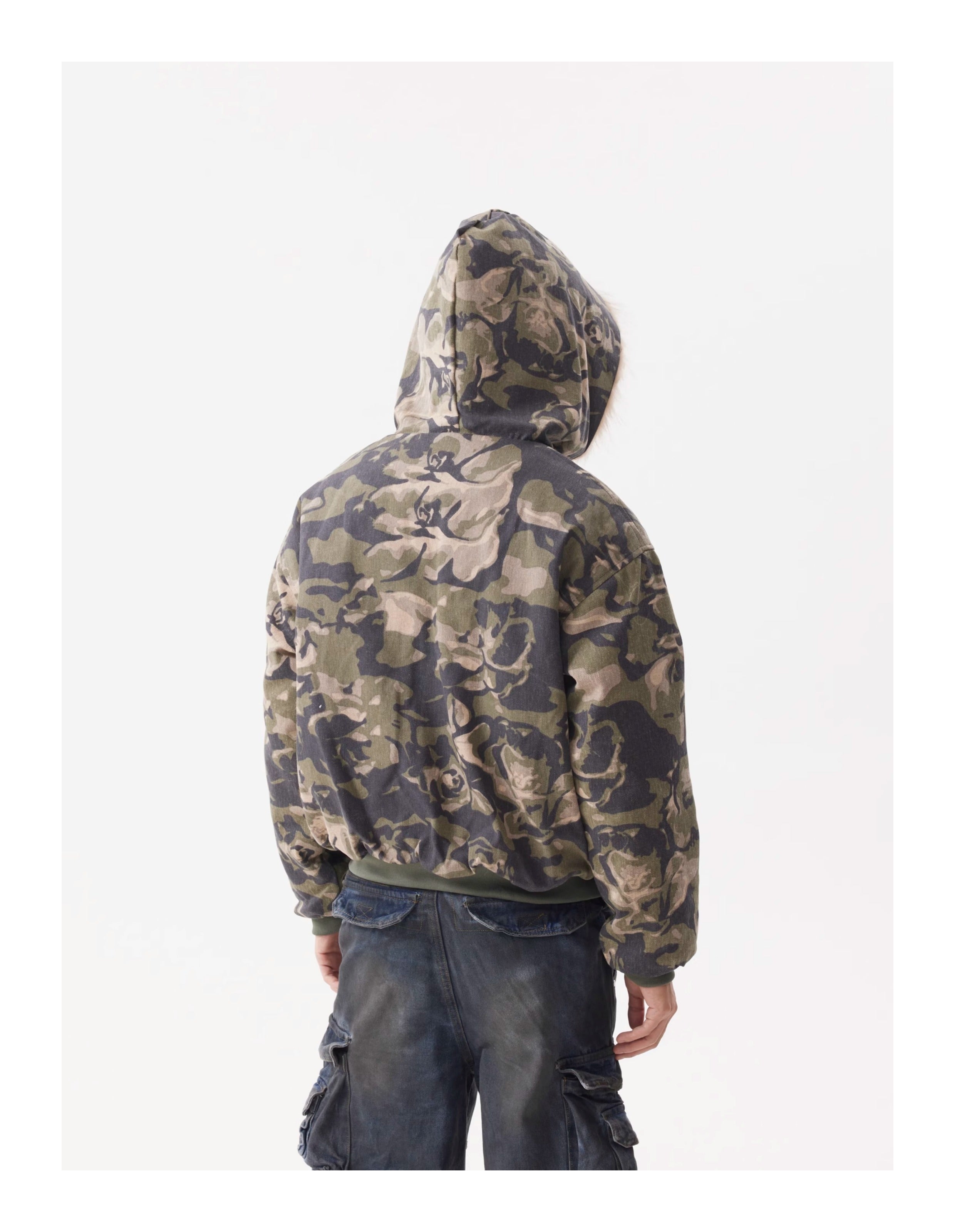 BTSG Camouflage Plush Mountain Carved Jacket