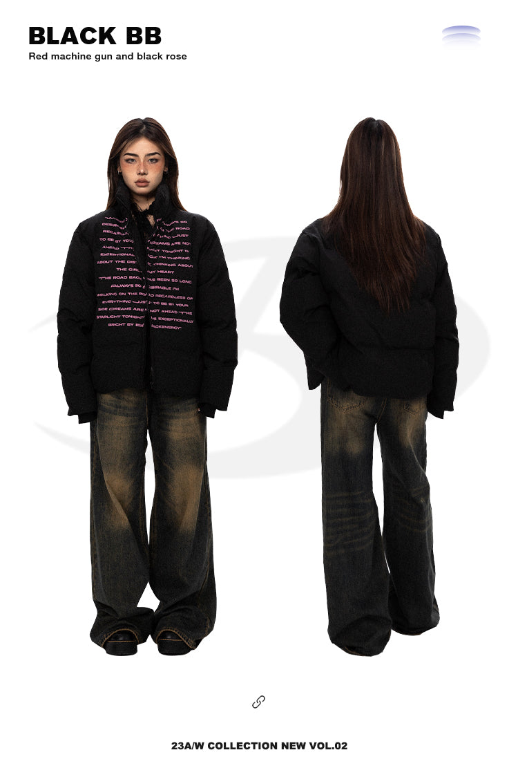 سترة سميكة بتصميم مطبوع عليها حروف باللون الوردي من BLACKBB