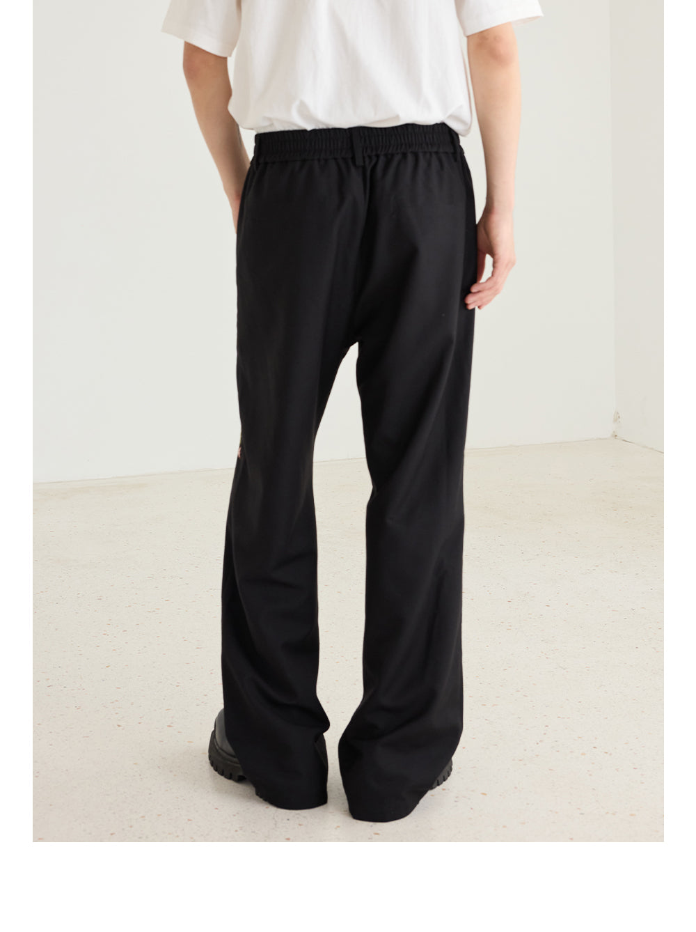 Harshandcruel floral embroidery three-dimensional slim trousers