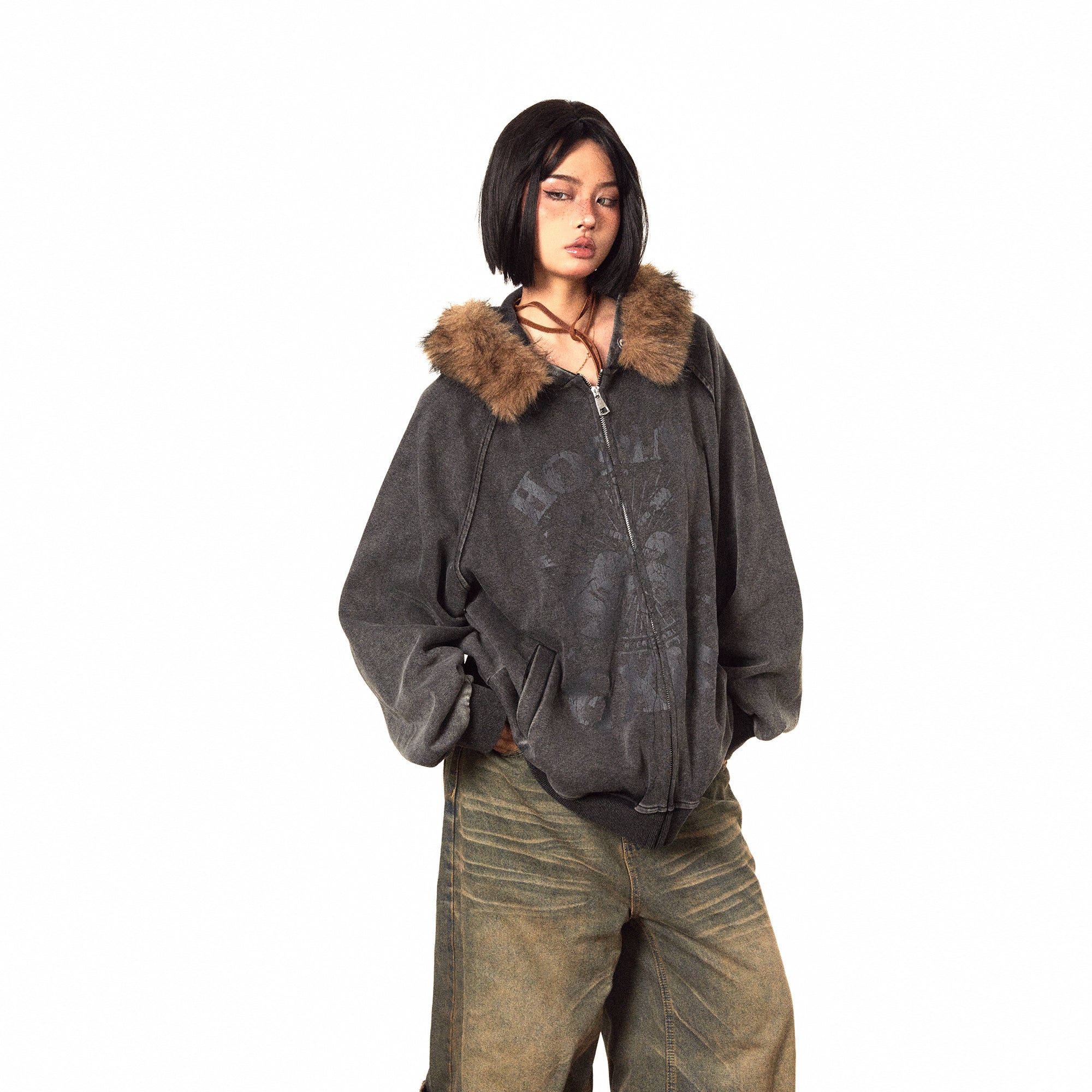 سترة BLACKBB ذات ياقة من الفرو البني الأمريكي بسحاب وطبعة