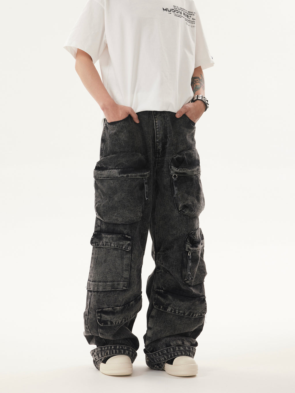 BTSG* Cargo Pants Washed Distressed Jeans