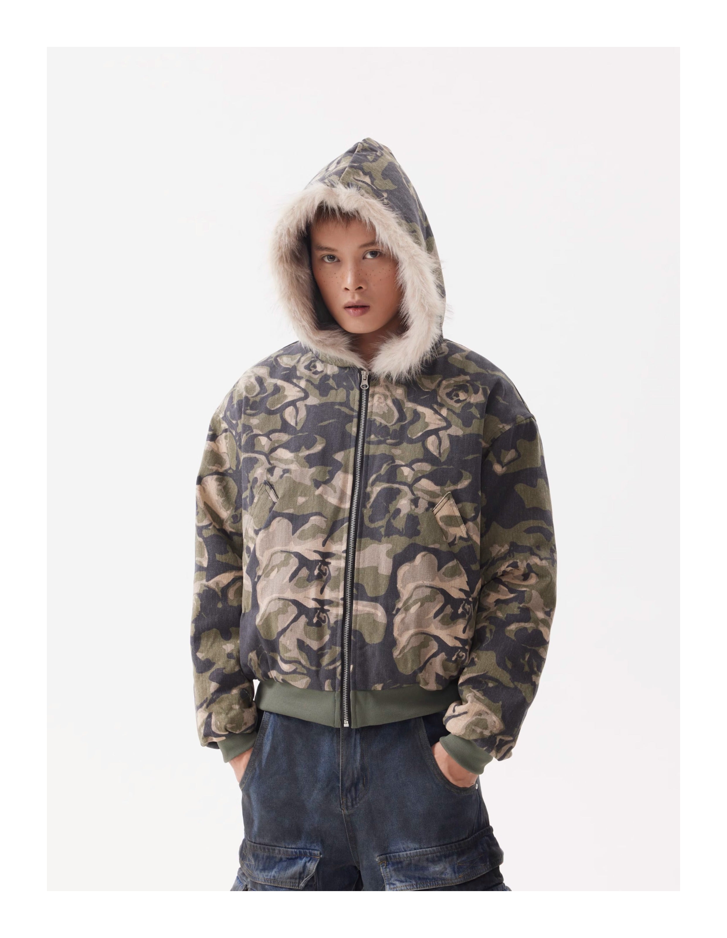 BTSG Camouflage Plush Mountain Carved Jacket