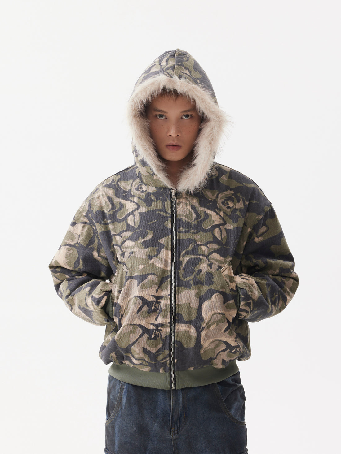 BTSG Camouflage Plush Mountain Carved Jacket