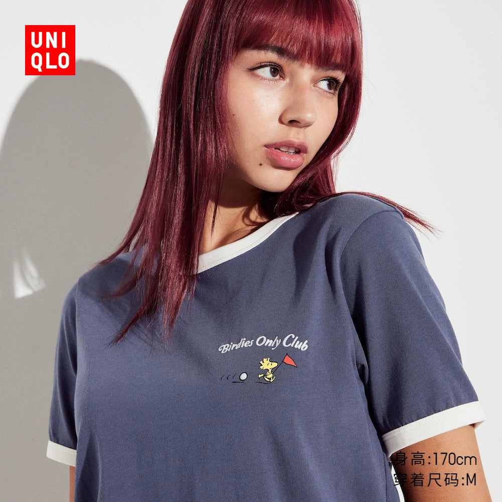 تيشيرت بأكمام قصيرة مطبوع عليه UNIQLO للآباء والأطفال من UT PEANUTS Snoopy