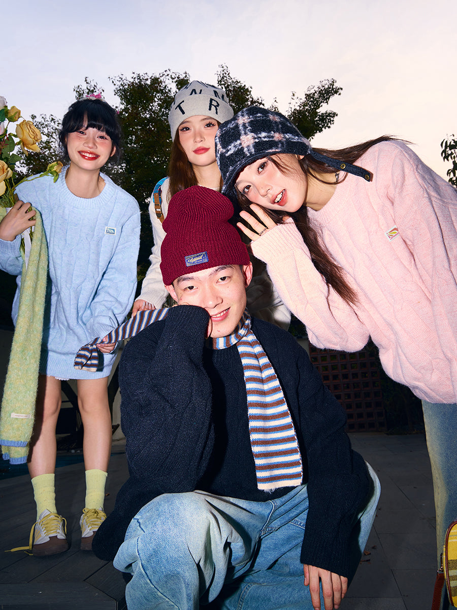 Lemanism Embroidered Knit Sweater