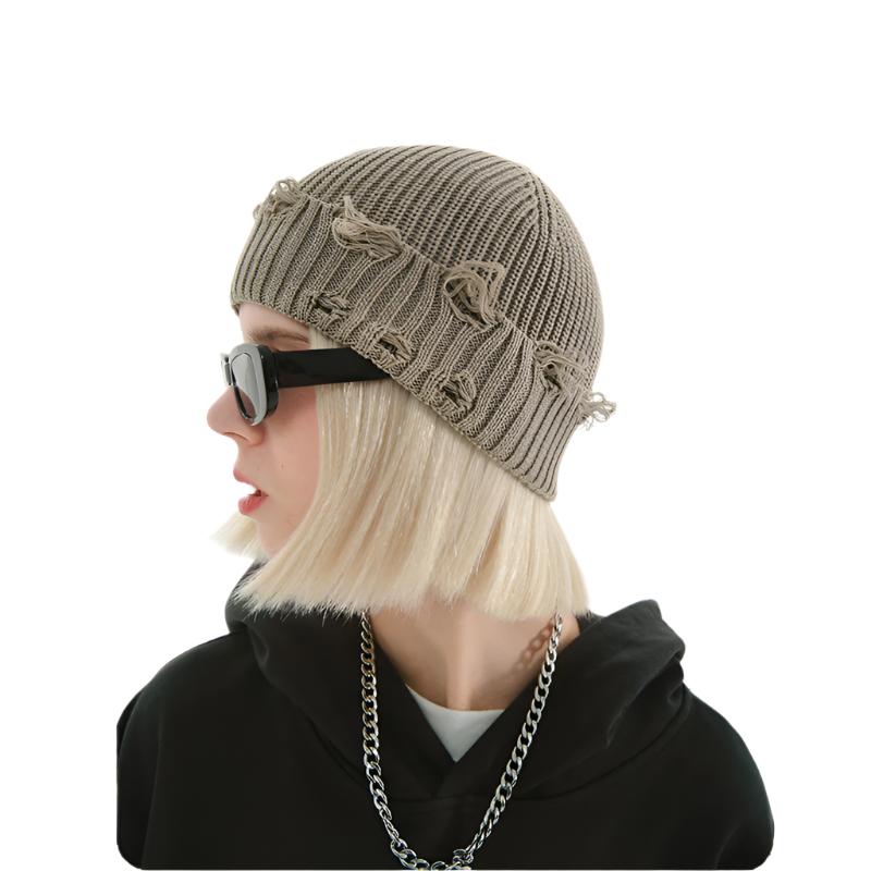 قبعة بوني محبوكة ممزقة من UNF