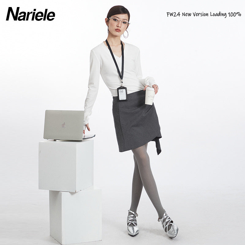 Nariele Deep V Neck Long Sleeve T-Shirt Slim Solid Top