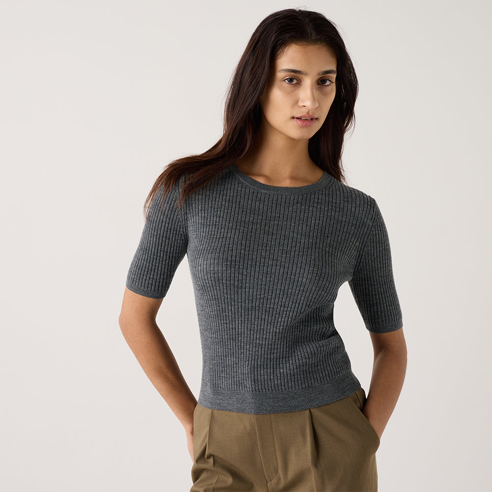 UNIQLO Women's Worsted Merino Wool Ribbed Crew Neck Knit