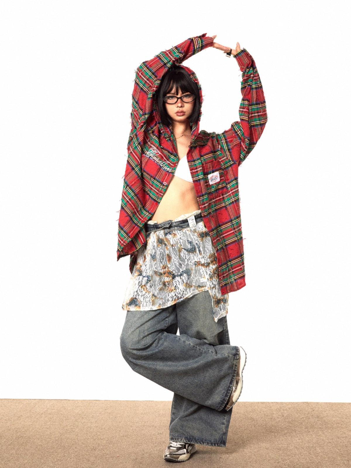 BLACKBB Vintage Embroidered Patch Shirt Red Plaid Raw Top