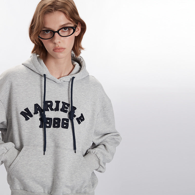 Nariele Retro Style Lettered Embroidered Hoodie Sweatshirt Loose New Casual Top