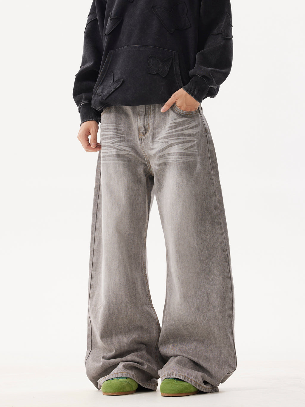 BTSG Wash Aged Premium Whisker Loose Straight Jeans