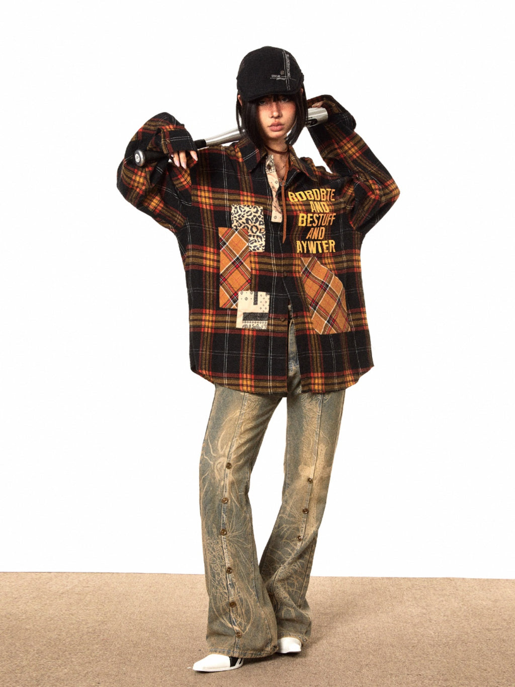 قميص BLACKBB Retro Elements بطبعة منقوشة وأكمام طويلة