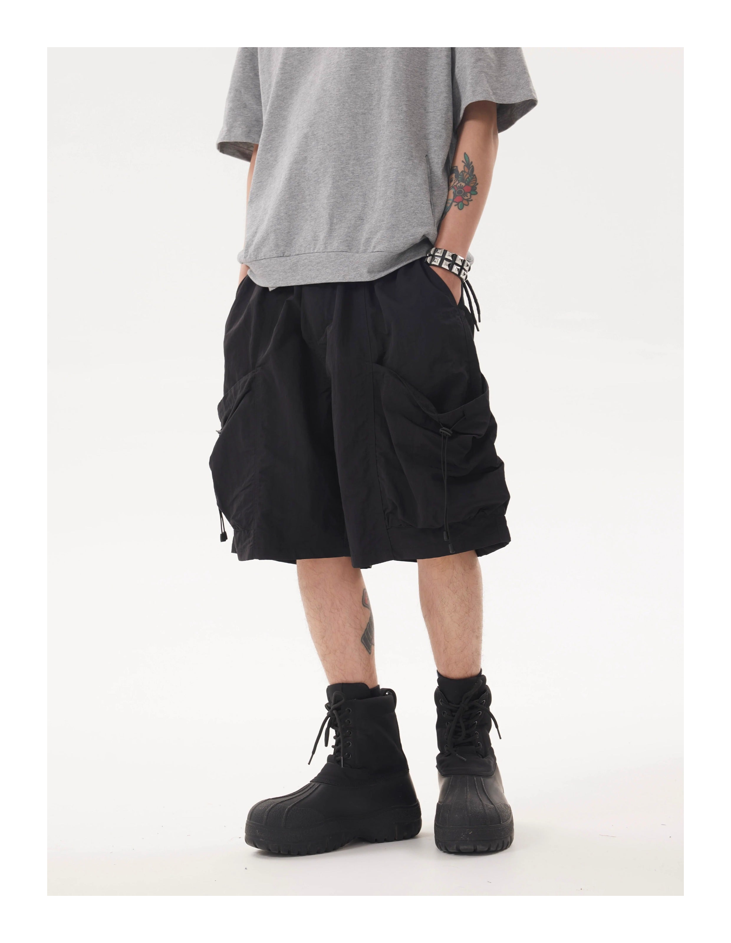 BTSG* Niche Waterproof Wrinkle Fabric Cropped Shorts