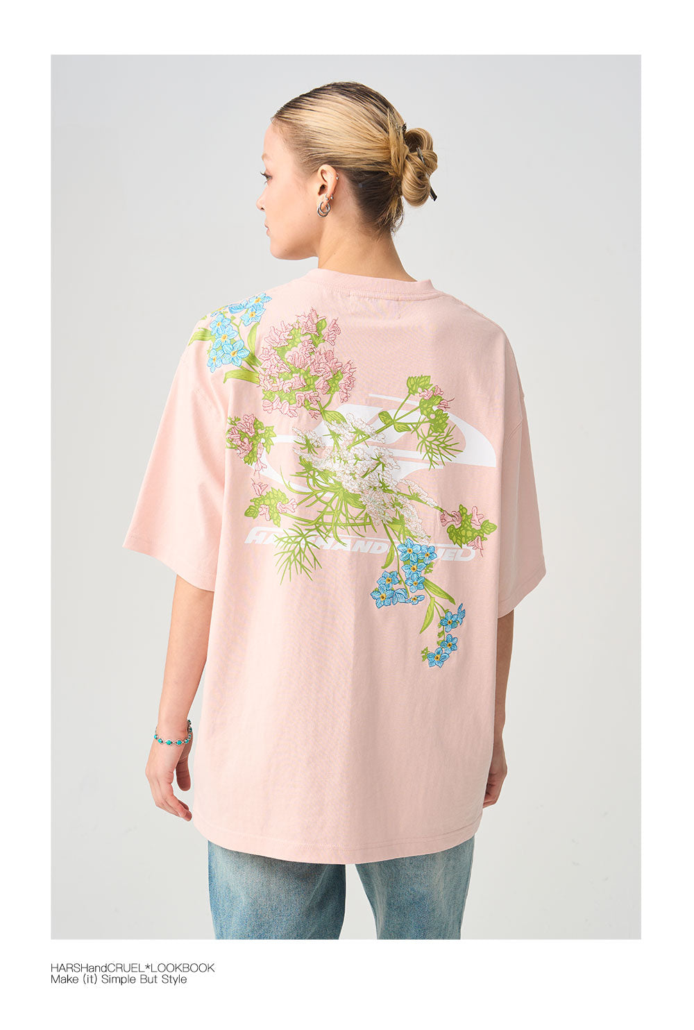 (Clearance) harshandcruel Floral Embroidery Tee