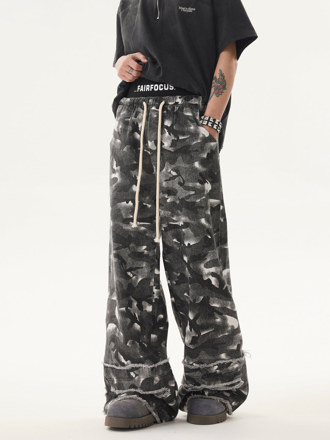 BTSG* American Vintage Camouflage Cargo Pants