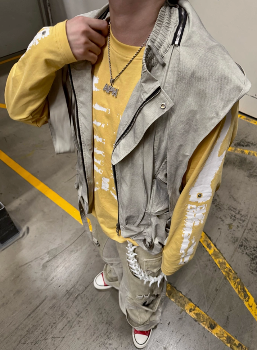 RELABEL Detachable and Assembled Multi-piercing Vest