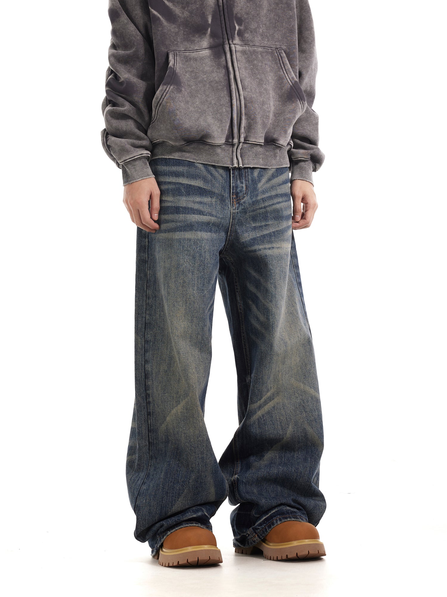 BTSG Wash Cat Whisker Loose Straight Jeans