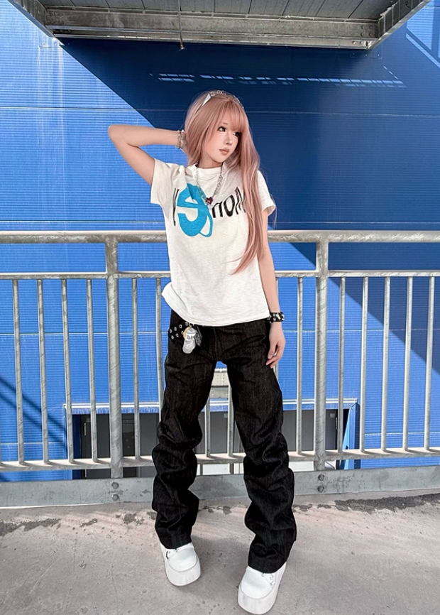 4AM Niche Front Shoulder Crew Neck Tee