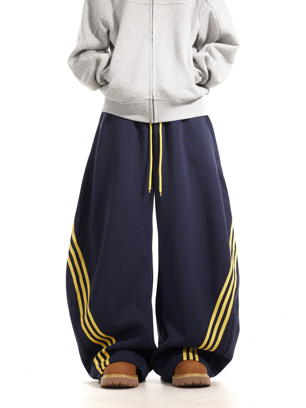 BTSG three-bar striped draped scimitar sweatpants