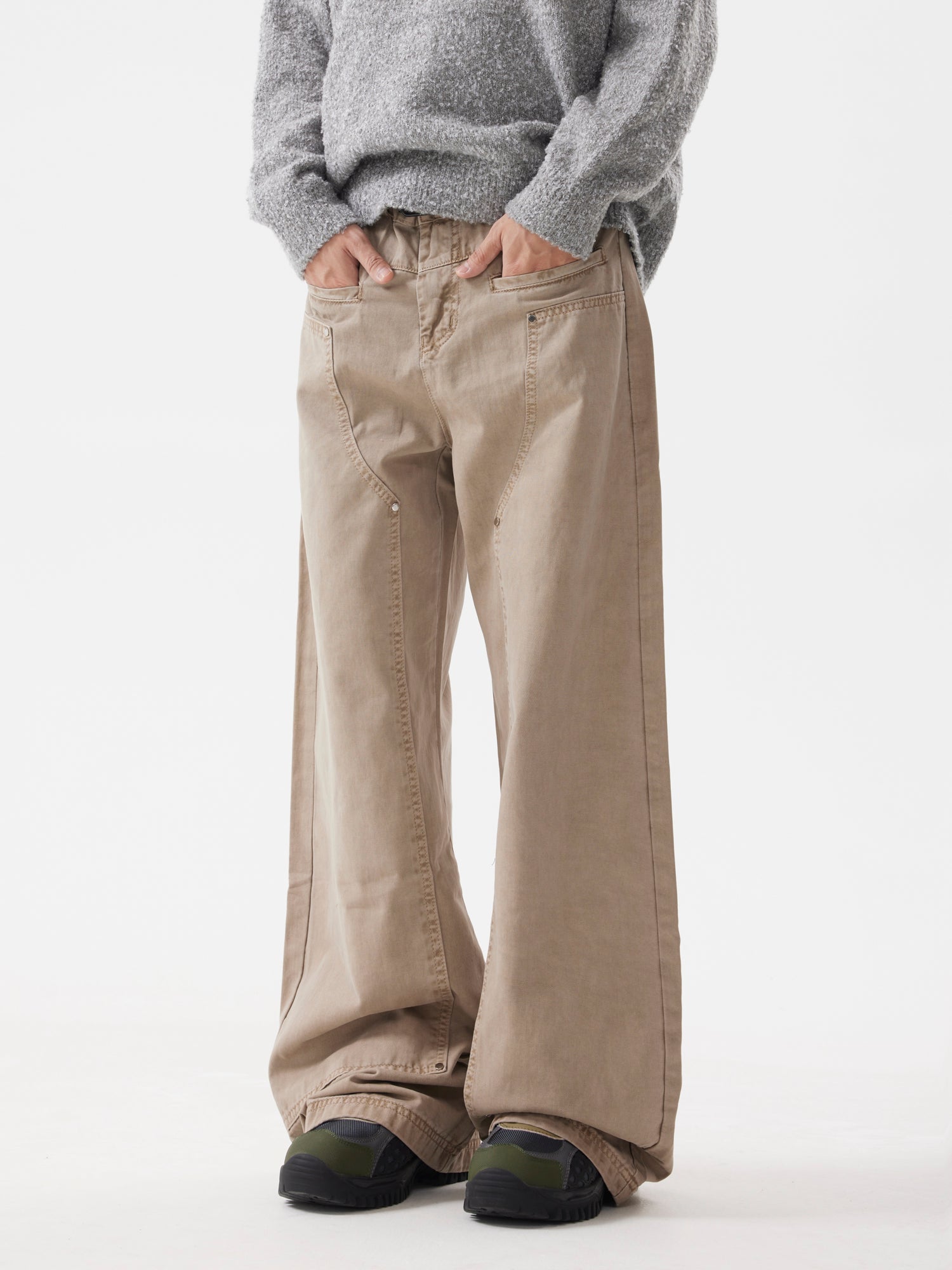 BTSG Khaki Straight-leg Jeans
