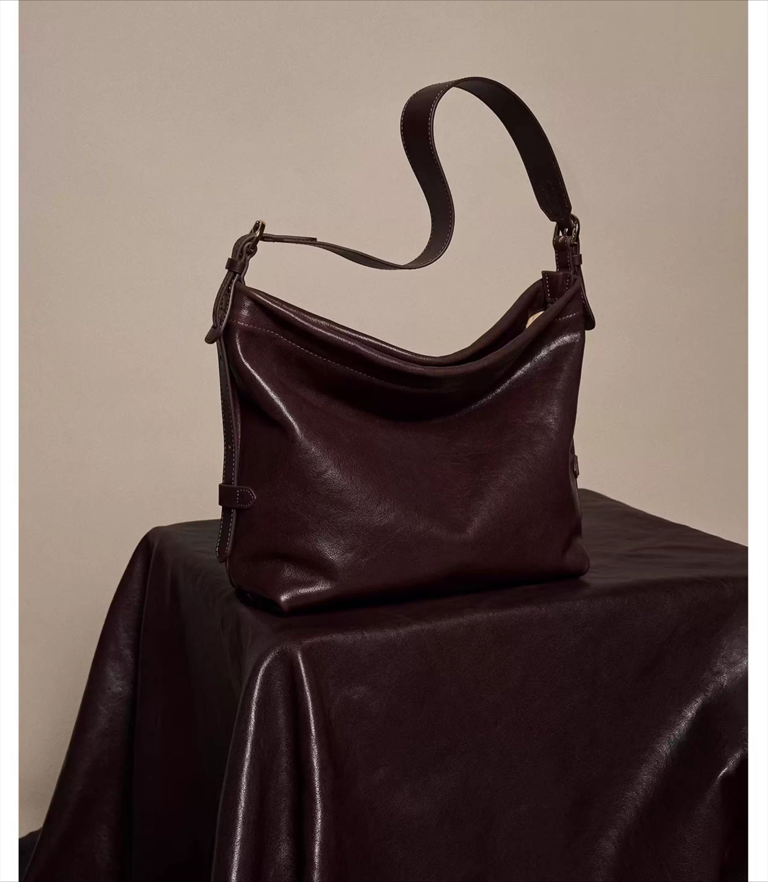 Avalea Cowhide Large Capacity Tote Bag