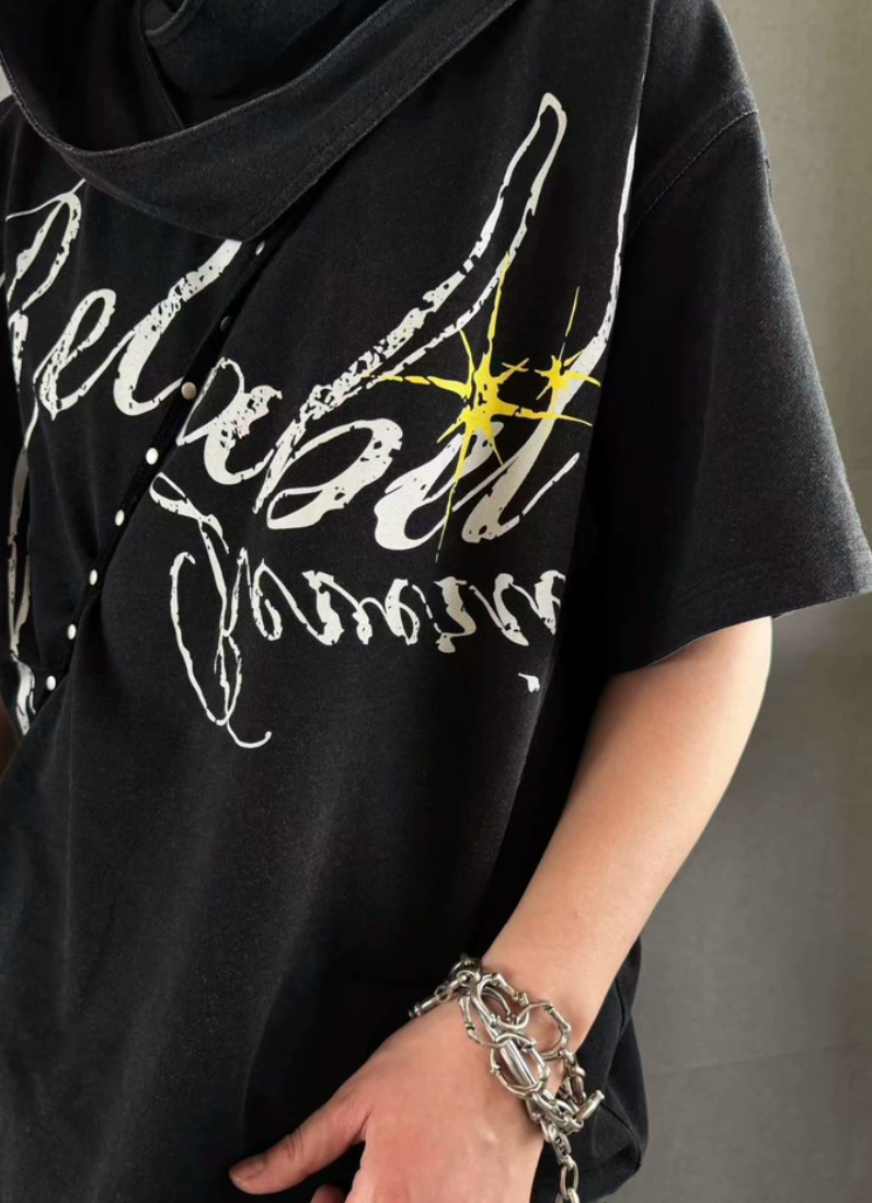 RELABEL Removable Hood Round Neck Casual Tee