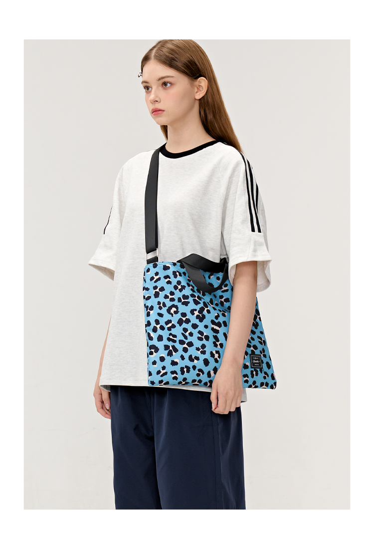 FREEIN leopard print tote bag