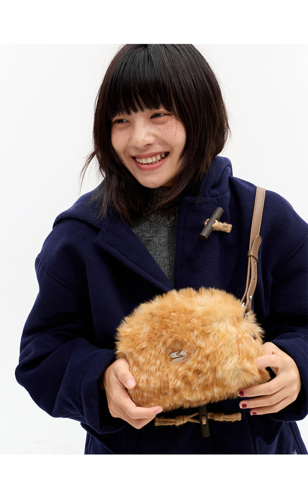 CryingCenter Fawn Fur Boston Packet Crying Center