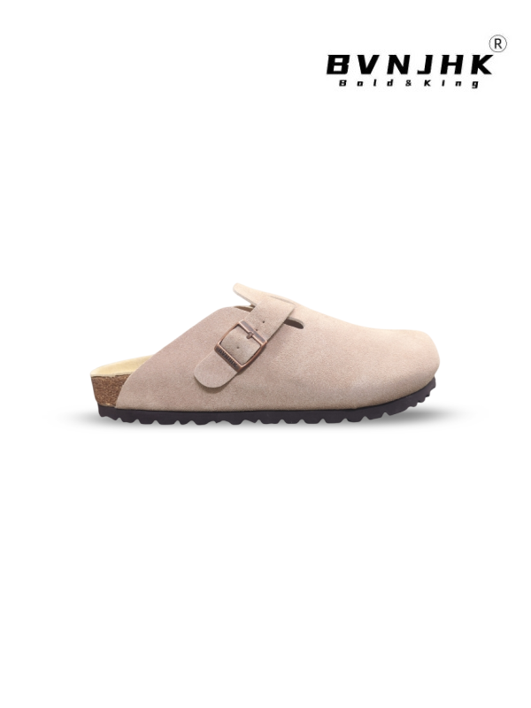 OQ X BVNJHK Muddy Mink Clogs