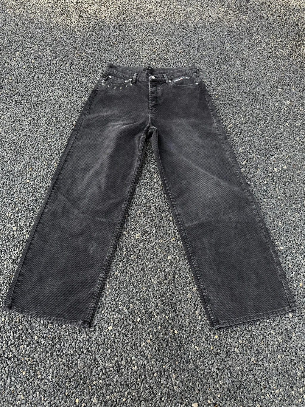 VOWPROGRESS Riveted Corduroy Embroidered Straight Pants