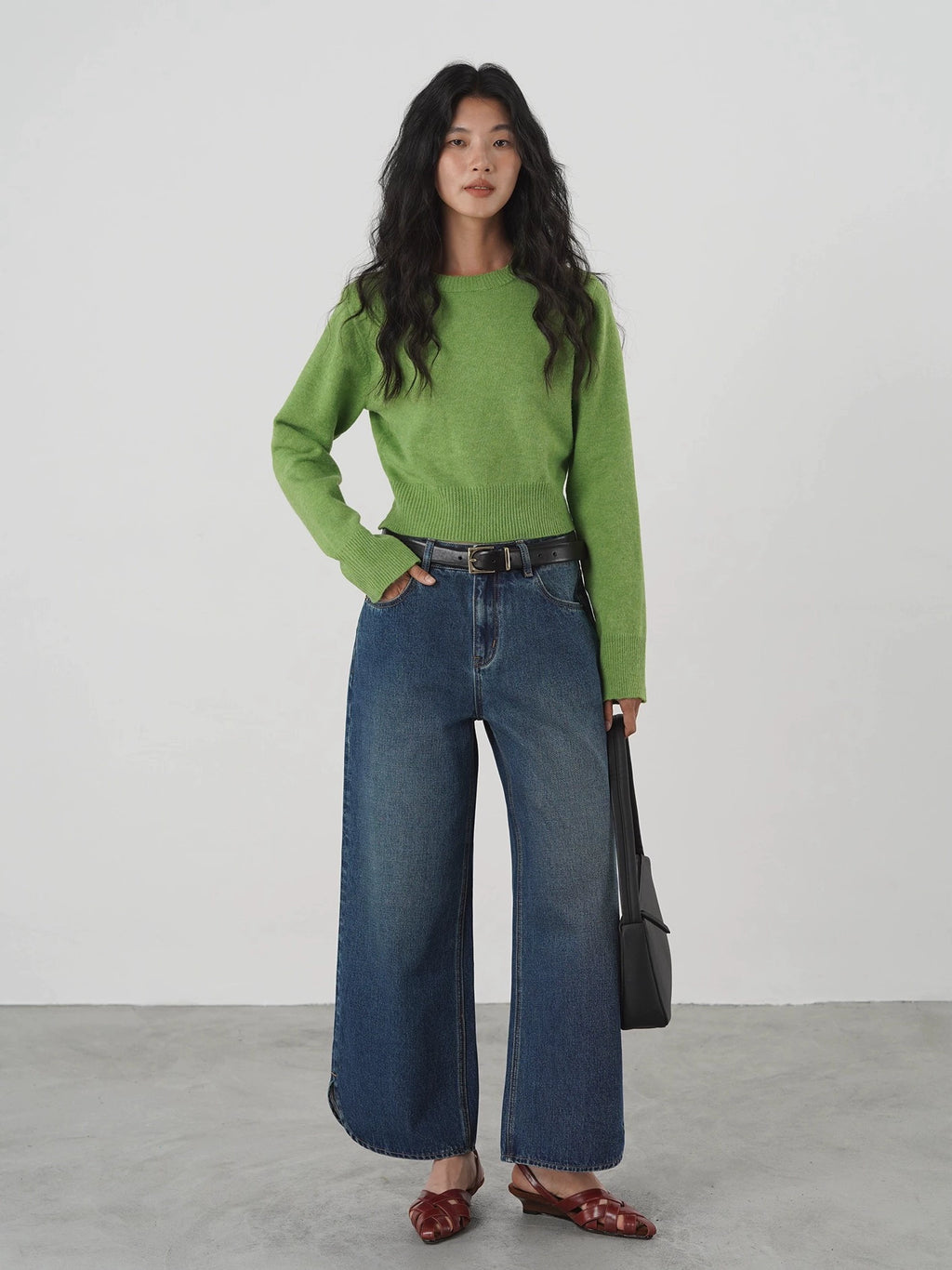 EIGHTHMONTH Vintage Crew Neck High Waist Knitted Sweater