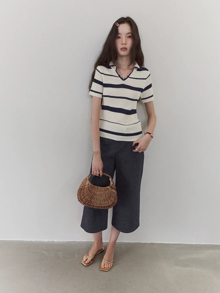 VOOE V-neck Contrasting Striped Knitted Front Shoulder Tee