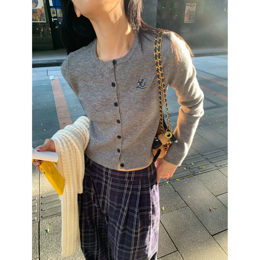 YOUNG KYLIN Slim-fit and Thin Knitted Cardigan