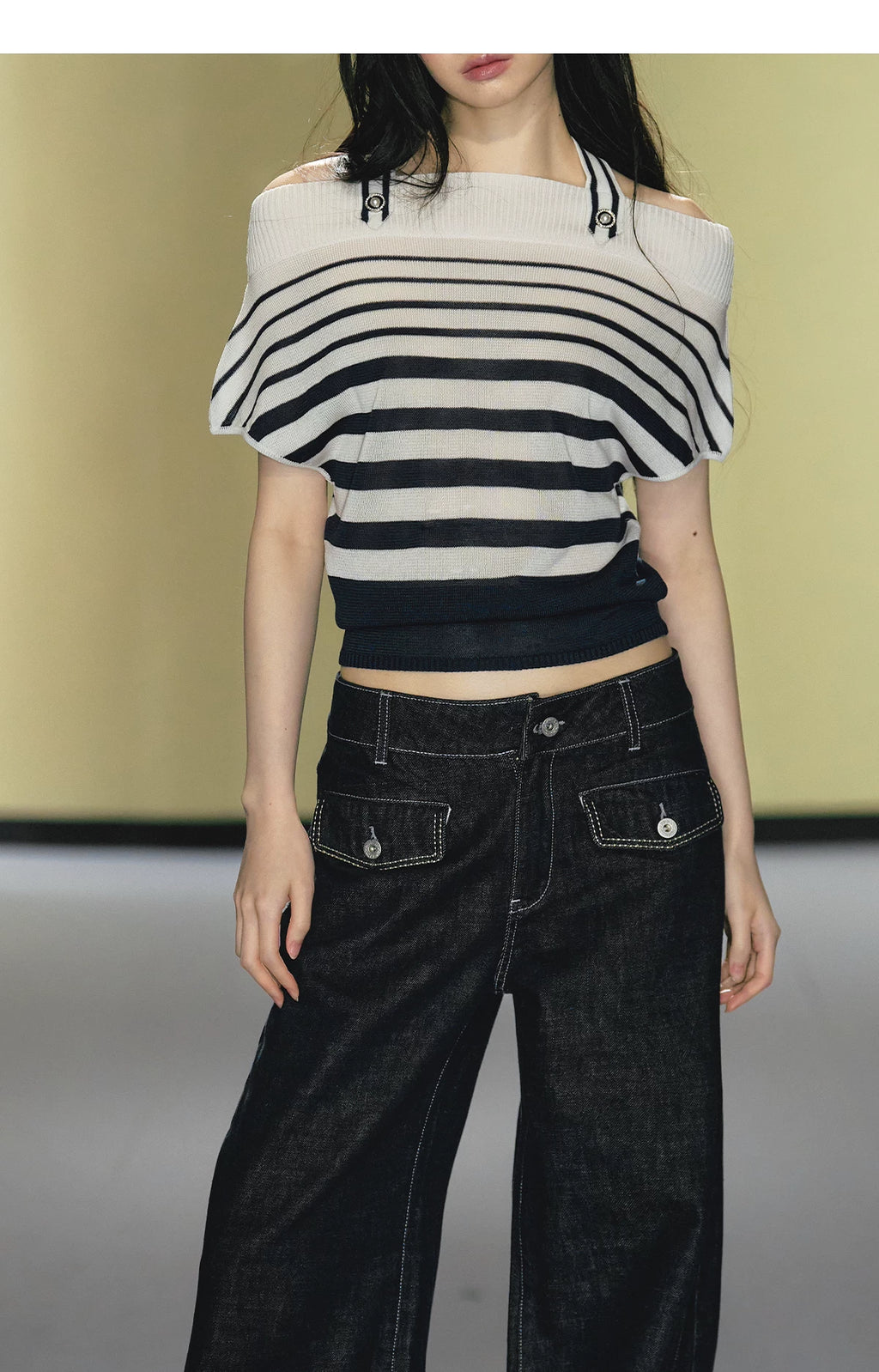 AGAM Striped Neck One Word Shoulder Waist Tee