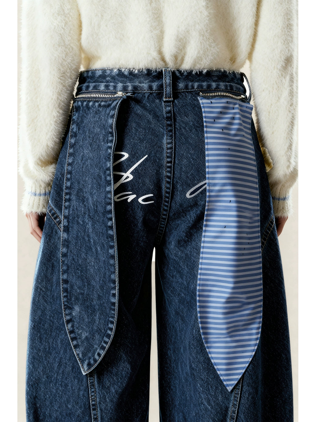 ZRSEE Stereo Star Scimitar Jeans